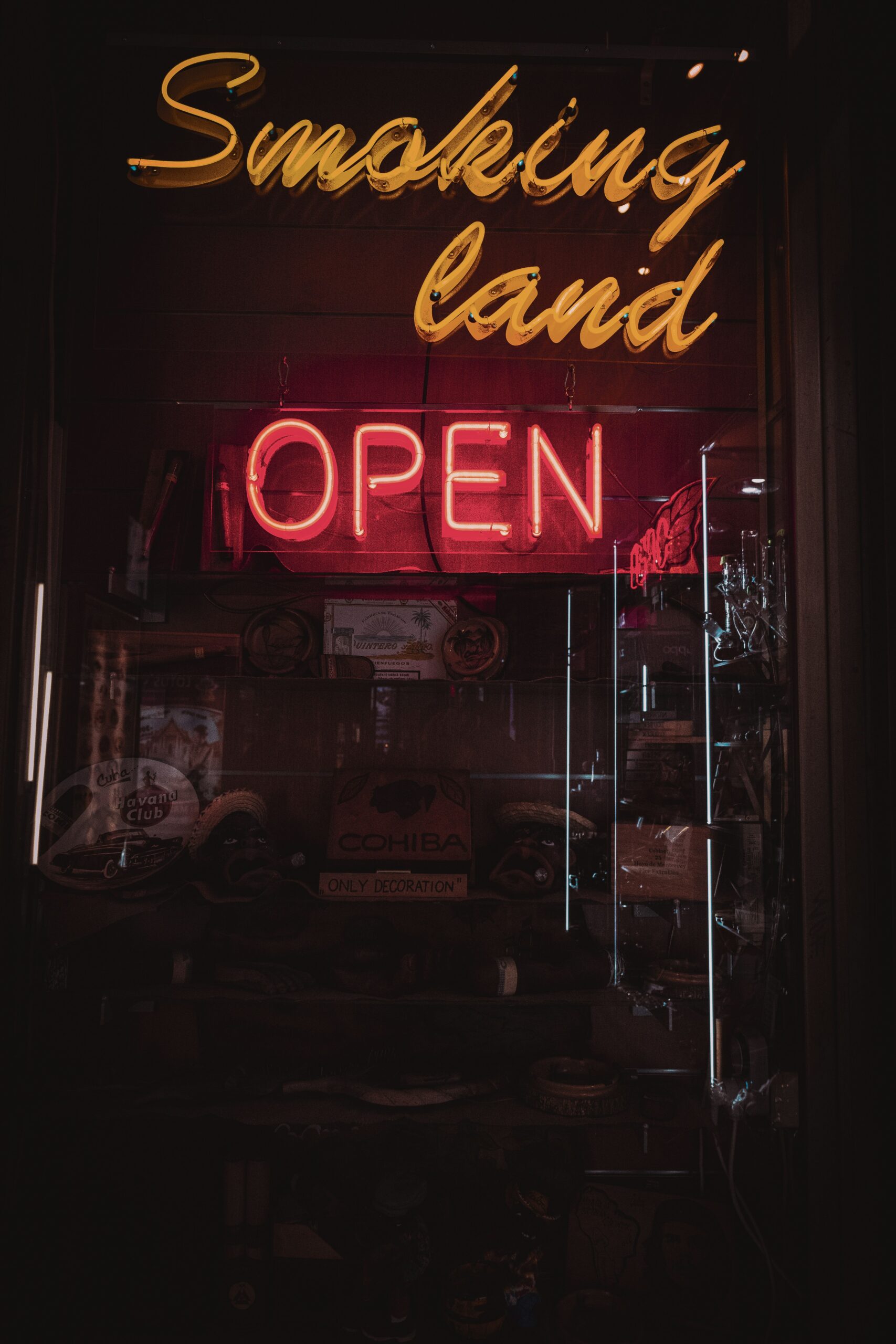 บุหรี่ IZA Light Slim: ความแตกต่างและคุณสมบัติที่ควรรู้