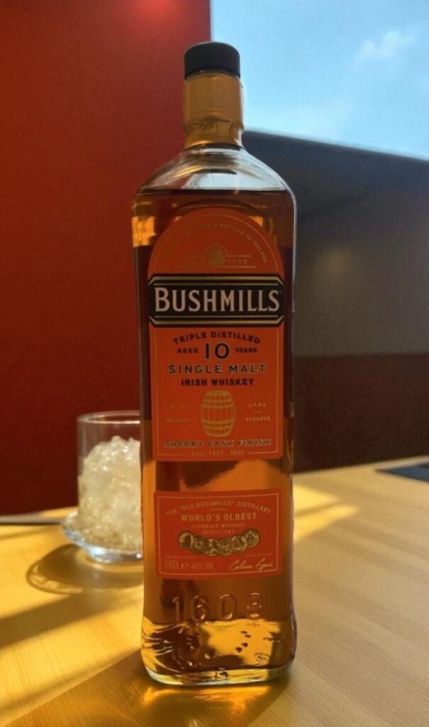 Bushmills Sherry Cask Finish 10Year 700 ml วิสกี้ วิสกี้ รูปปกสินค้า พลัม, เชอร์รี่, ลูกเกด, น้ำผึ้ง, วานิลลา, คาราเมล