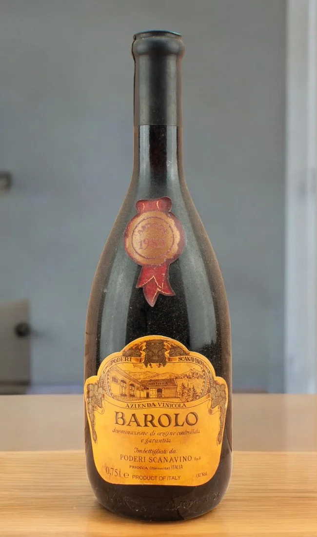 านระดับมาสเตอร์พีซด้วย 1983 Barolo Poderi Scanavino ไวน์แดงชั้นเลิศจากแคว้น Barolo ในภูมิภาค Pied...