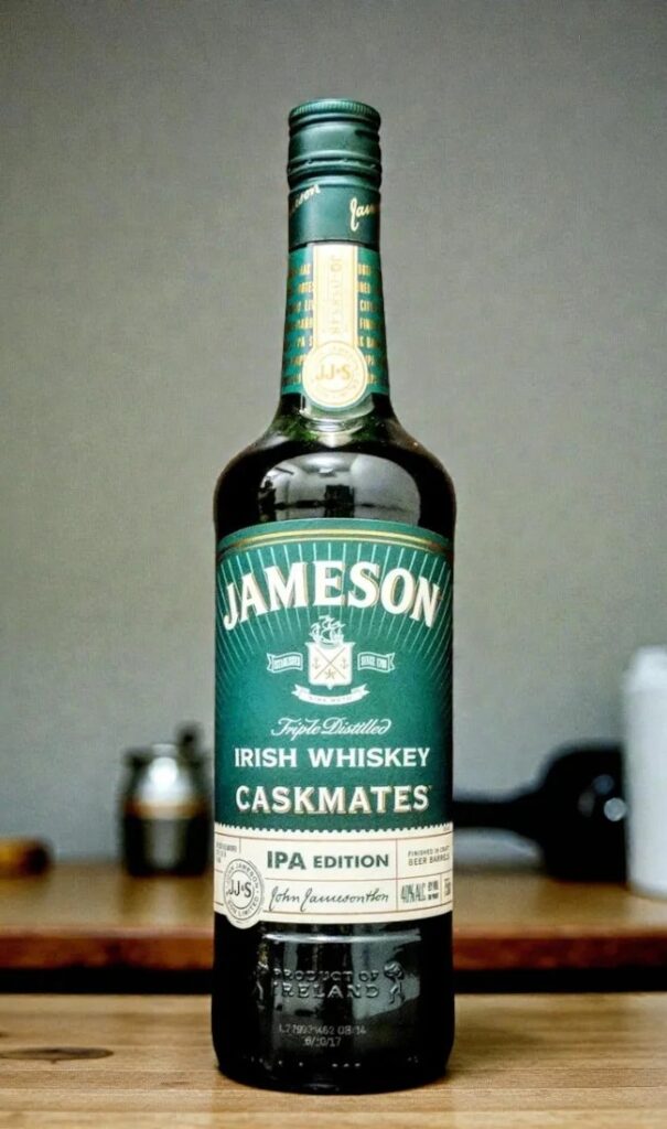 Jameson Caskmates IPA Edition 700 ml วิสกี้ วิสกี้ รูปปกสินค้า โทนซิตรัส สมุนไพร ฮอปส์อ่อน วานิลลา และปลายรสขมบางๆ