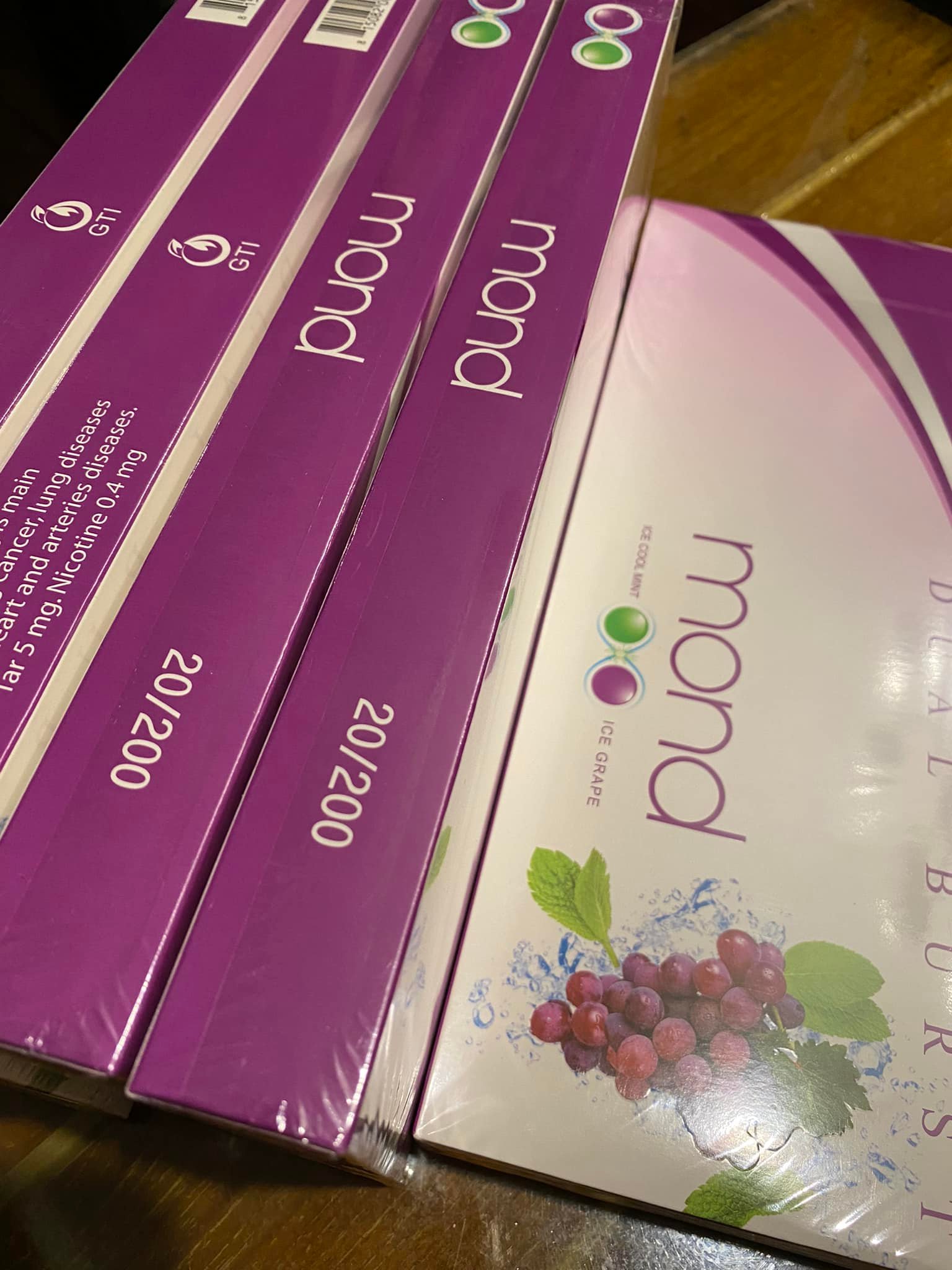 Mond Dual Burst Ice Grape & Cool Mint (มอนด์ ดับเบิ้ล องุ่นและมิ้นท์) (1 คอตตอน) 1